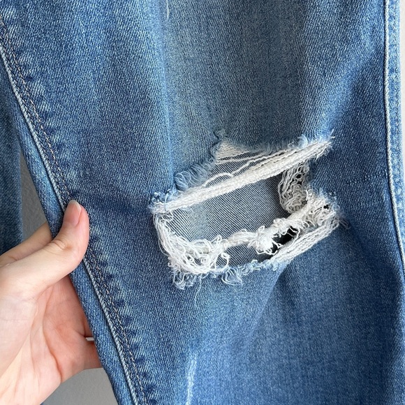 Studio Blue Distressed Light-Medium Wash Blue Jeans, Size 31 - Picture 5 of 16